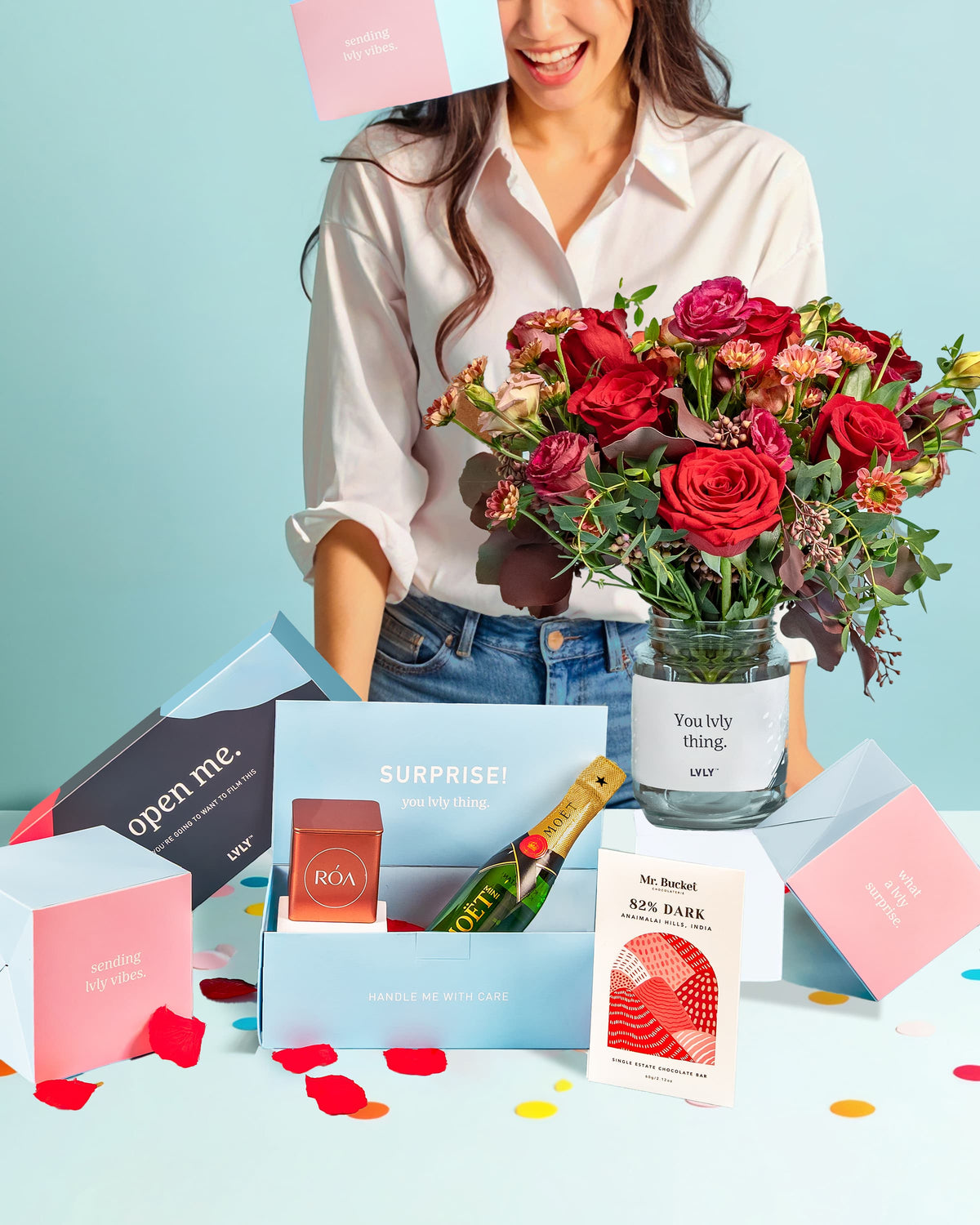 Love Forever Explosion Box + Flowers